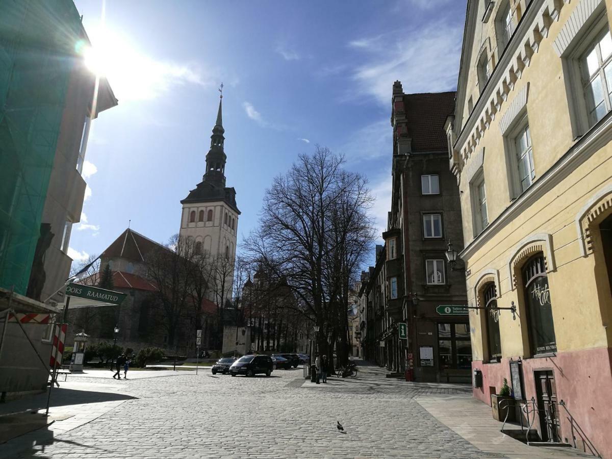 Old Town Niguliste Residence Tallinn Exterior photo